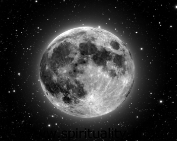 Ритуал на луну